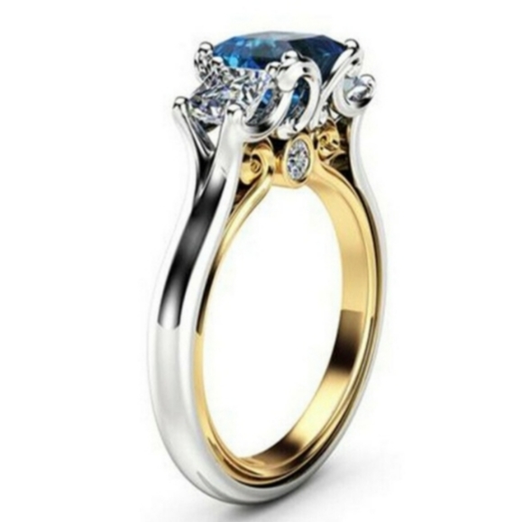 🎀925 & 18k Royal Blue Sapphire Ring - Picture 2 of 6